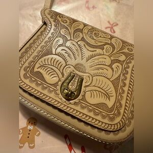 Vintage Floral Hand-tooled Tan Leather Bag